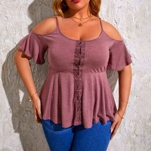 BNWT!✨ Super Cute Off the Shoulder Blouse!